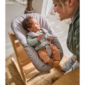 Pack chaise haute tripp trapp hêtre mauve + newborn set Stokke