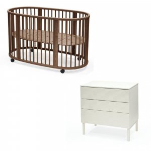 Chambre duo lit sleepi warm brown + commode sleepi white Stokke