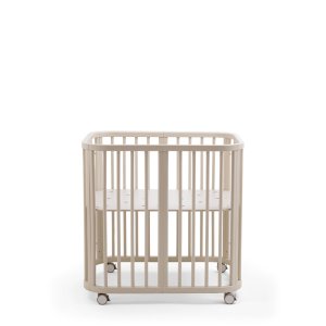 Berceau en bois mini nighti vanilla white + matelas Stokke