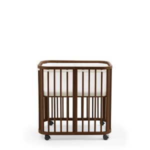Berceau en bois mini nighti warm brown + matelas Stokke