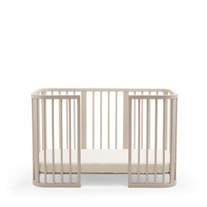 Lit en bois évolutif nighti vanilla white Stokke