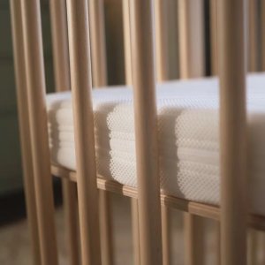 Matelas 60x80 cm pour berceau nighti mini Stokke