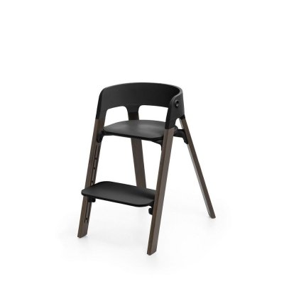 Chaise haute steps complète avec baby set et plateau noir / warm brown