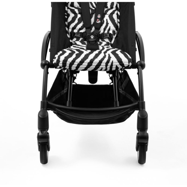 Poussette trio yoyo 3 pack 6+ et siège auto aton b2 black + nacelle yoyo - chassis noir - zebra / noir Stokke