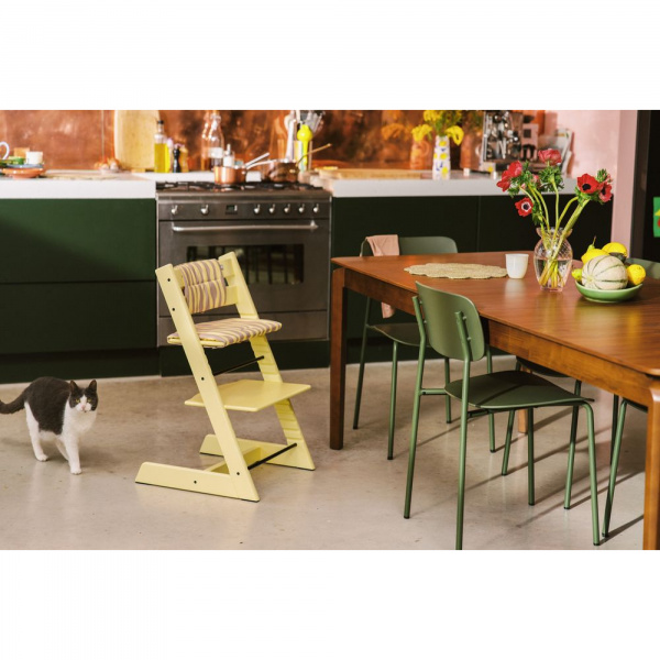 Pack chaise haute tripp trapp et son baby set lemon yellow Stokke