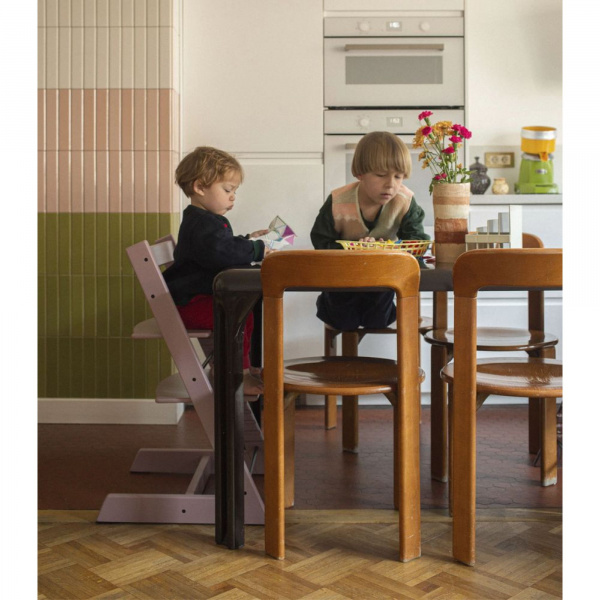 Pack chaise haute tripp trapp mauve et son baby set Stokke