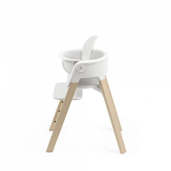 Chaise haute steps complète avec baby set et plateau blanc / natural Stokke