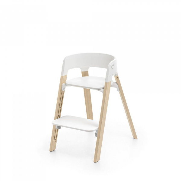 Chaise haute steps complète avec baby set et plateau blanc / natural Stokke