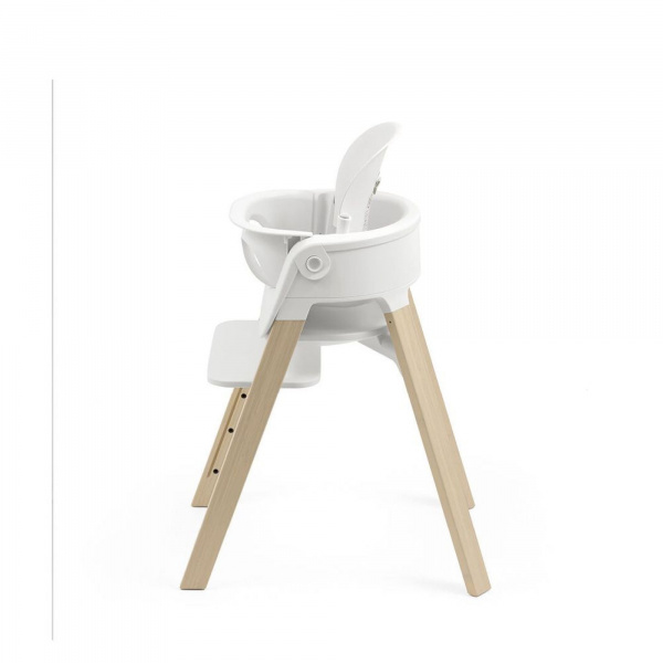 Chaise haute steps complète avec baby set et plateau blanc / natural Stokke