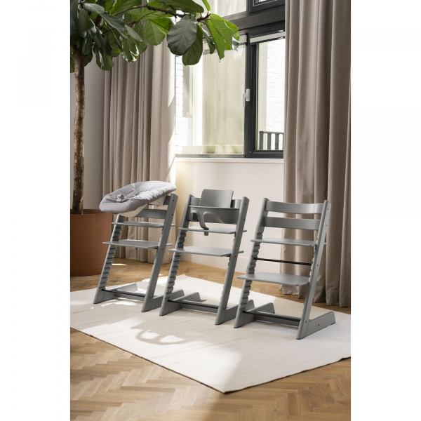 Chaise haute bébé évolutive tripp trapp gris tempête Stokke