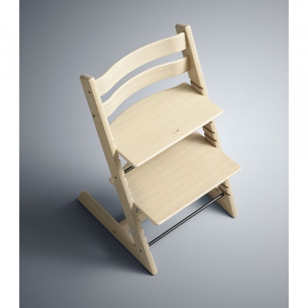 Chaise haute bébé évolutive tripp trapp chêne naturel Stokke