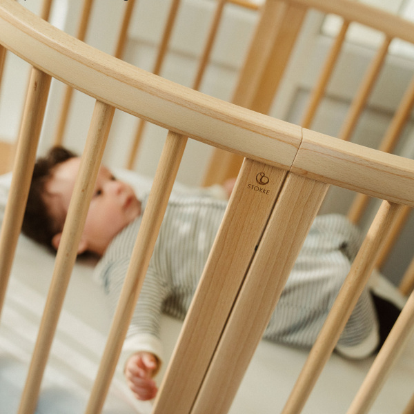 Lit en bois sleepi natural Stokke