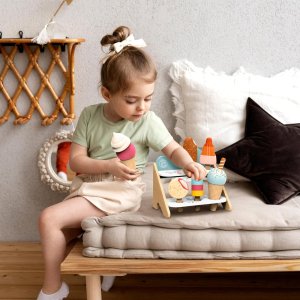 Marchande de glaces en bois avec 6 glaces Speedy monkey