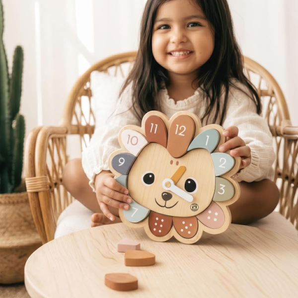 Horloge éducative en bois hérisson avec 12 formes à encastrer Speedy monkey