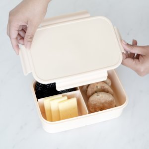 Lunch box en plastique recyclé sable 3 sprouts