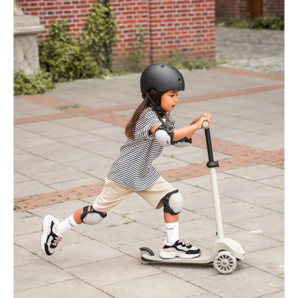 Trottinette enfant 3 roues highwaykick 3 s led ash Scoot and ride
