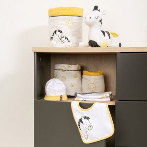 Doudou pluche et pompon Sauthon baby deco