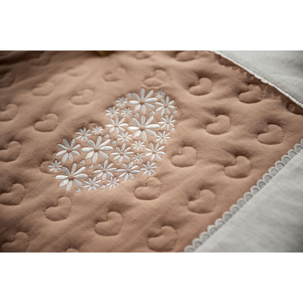 Tapis de parc 100x100cm petit coeur Sauthon baby deco