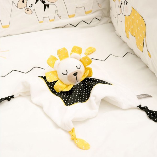 Doudou mouchoir pluche et pompon Sauthon baby deco