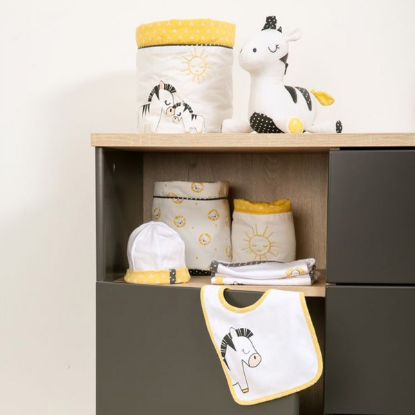 Doudou pluche et pompon Sauthon baby deco