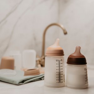 Biberon 180 ml anti-colique spécial allaitement zerø.zerø Suavinex