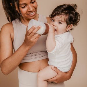 Biberon 180 ml anti-colique spécial allaitement zerø.zerø Suavinex