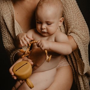 Attache sucette silicone colour essence moutarde Suavinex