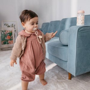 Coffret nouveau-né bébé birdies avec biberons et sucette sx pro rose Suavinex