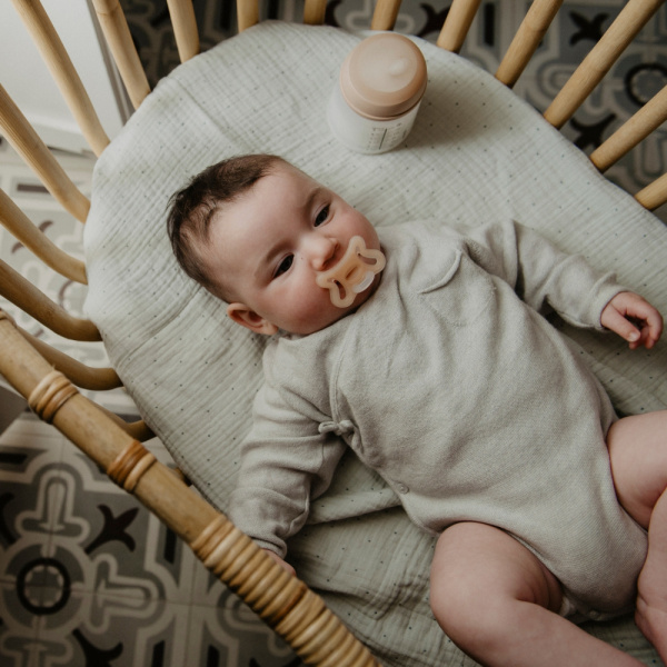 Biberon 180 ml anti-colique spécial allaitement zerø.zerø light Suavinex