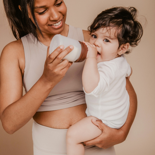 Biberon 180 ml anti-colique spécial allaitement zerø.zerø médium Suavinex