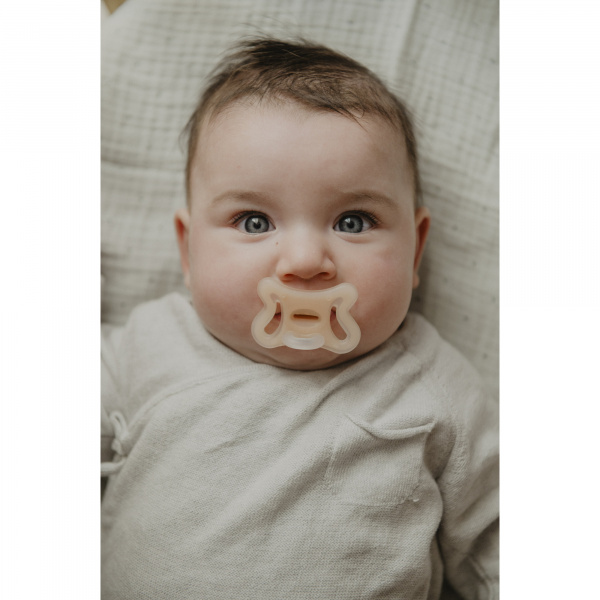 Sucette symétrique zerø.zerø light 0/6 mois Suavinex