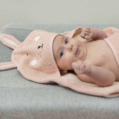 Cape de bain bébé mrs. rabbit - 75 x 75 cm