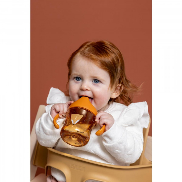 Tasse d'apprentissage avec poignées en silicone - mr. fox Trixie