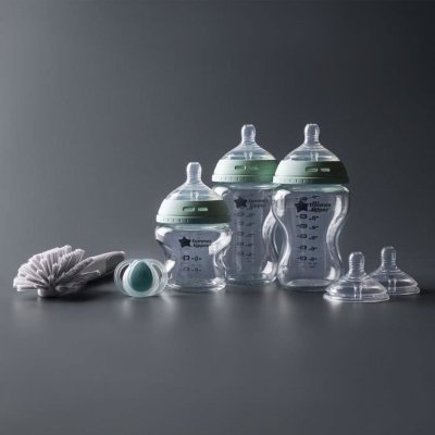 Coffret de naissance avec biberons en verre natural start