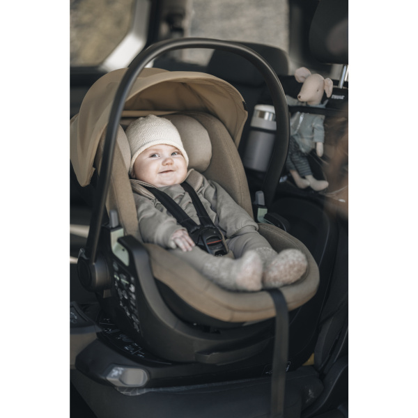 Siège auto i-size maple connect black Thule