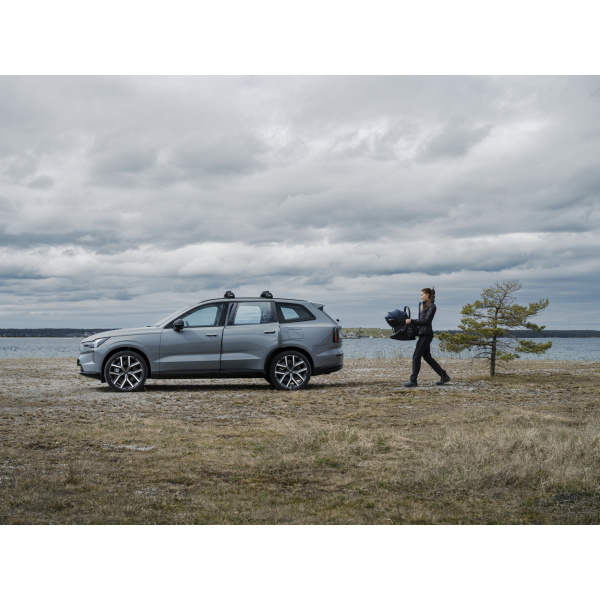 Siège auto i-size maple connect darkest blue Thule