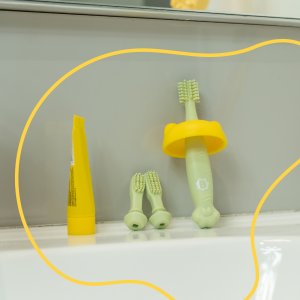 Brosse à dents évolutive en silicone Badabulle