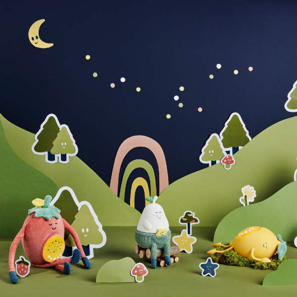 Veilleuse bébé peluche fraise barnabé Badabulle