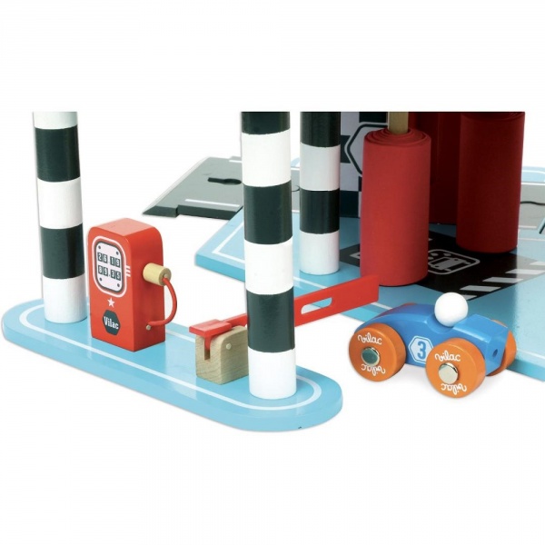 Jouet en bois garage vilacity Vilac