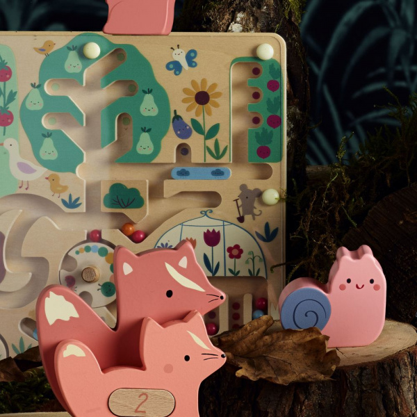 Labyrinthe magnétique cueillette au jardin sarah betz Vilac